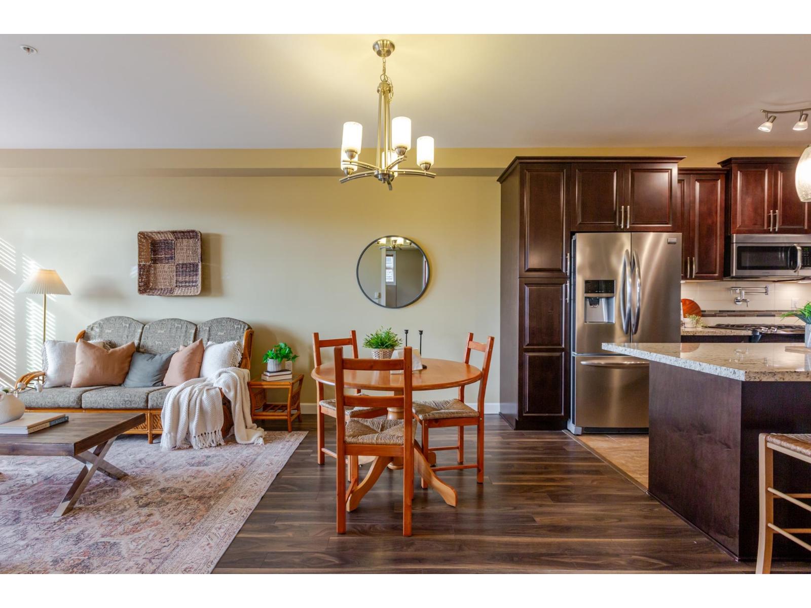 506 8157 207 Street Property Photo 12