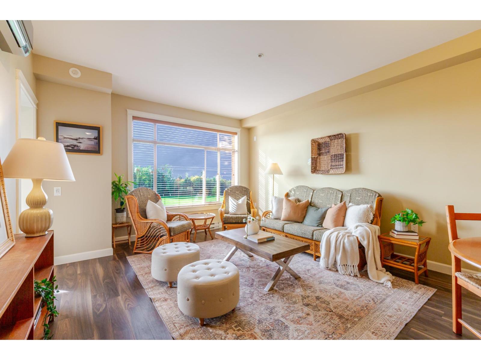 506 8157 207 Street Property Photo 13