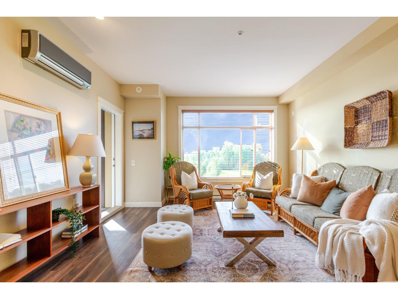 506 8157 207 Street Property Photo 14