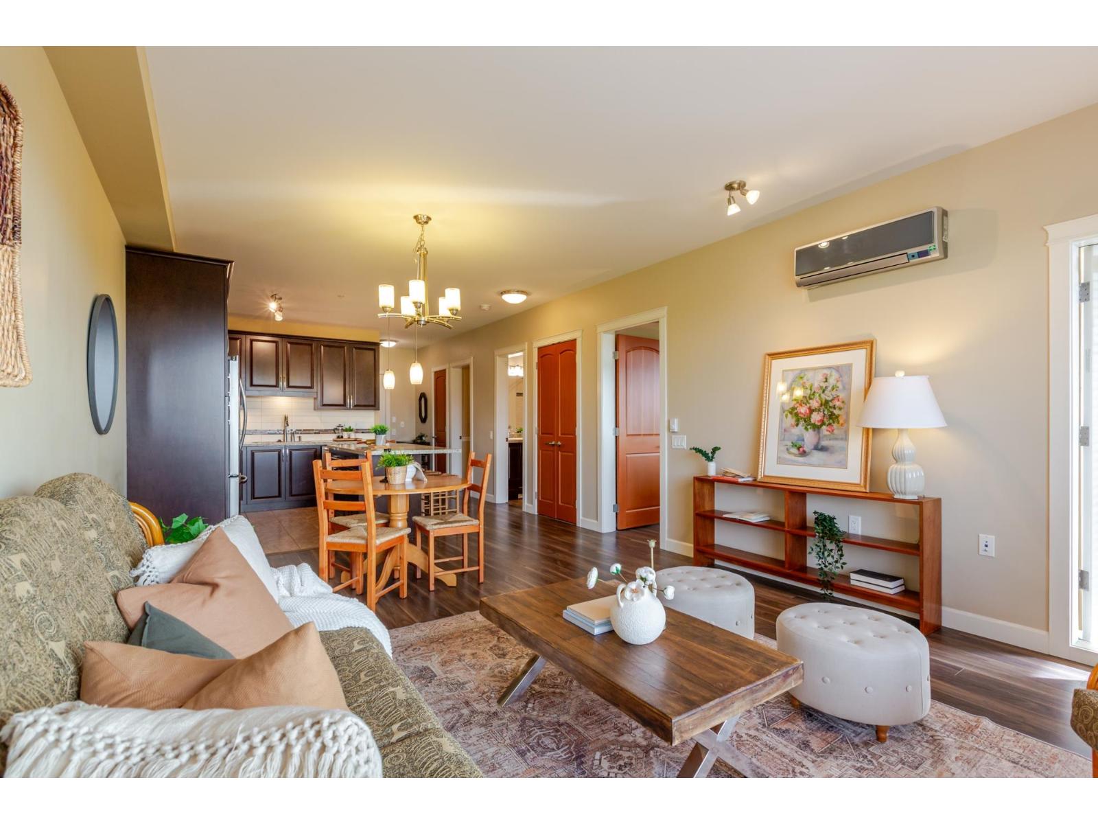 506 8157 207 Street Property Photo 16