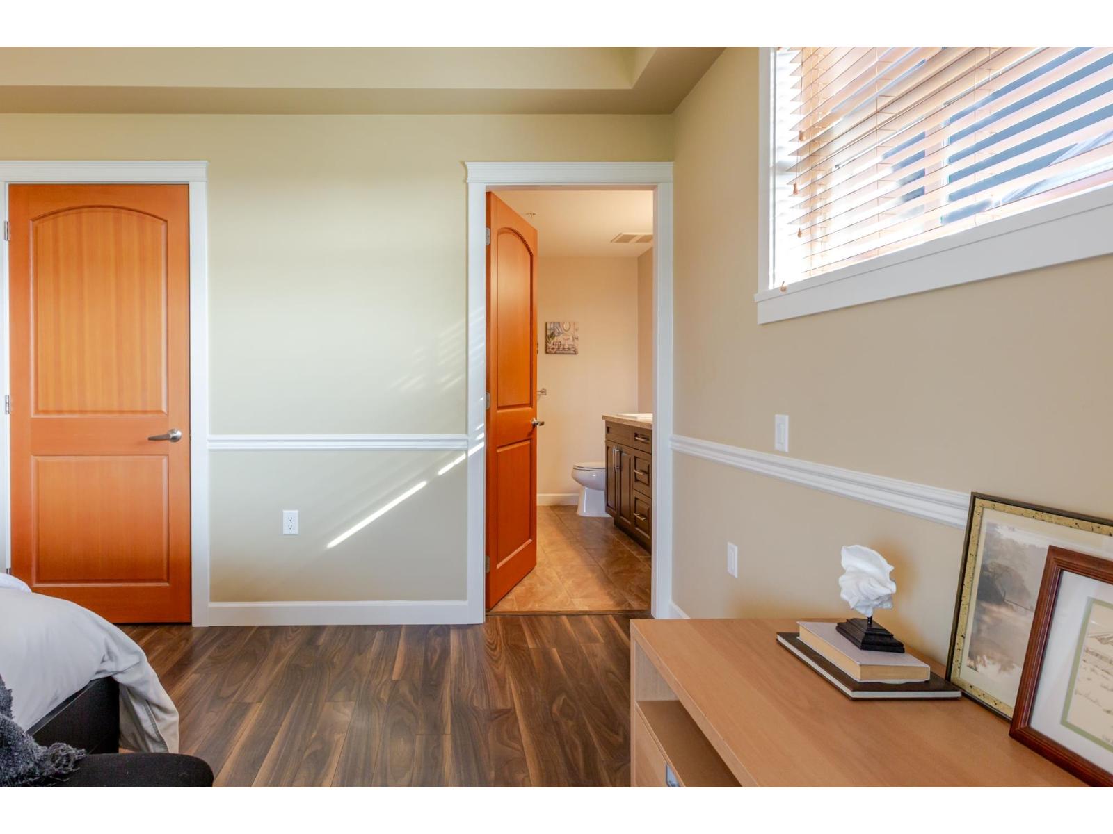 506 8157 207 Street Property Photo 22