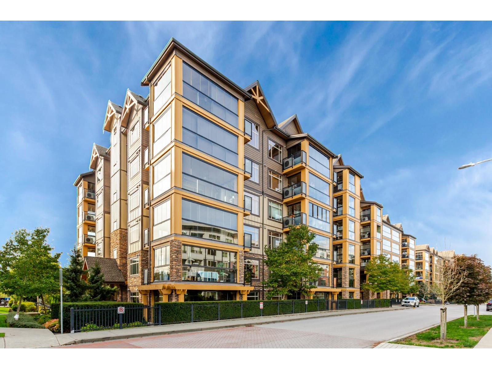 506 8157 207 Street Property Photo 39