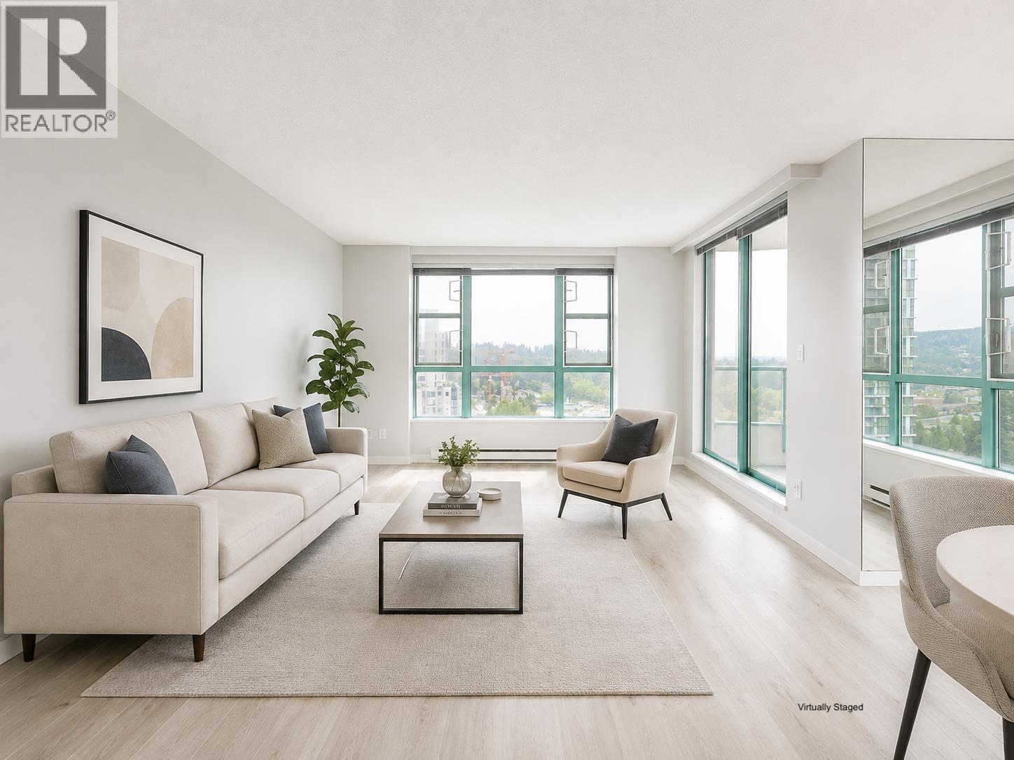 1704 3071 Glen Drive Property Photo 2
