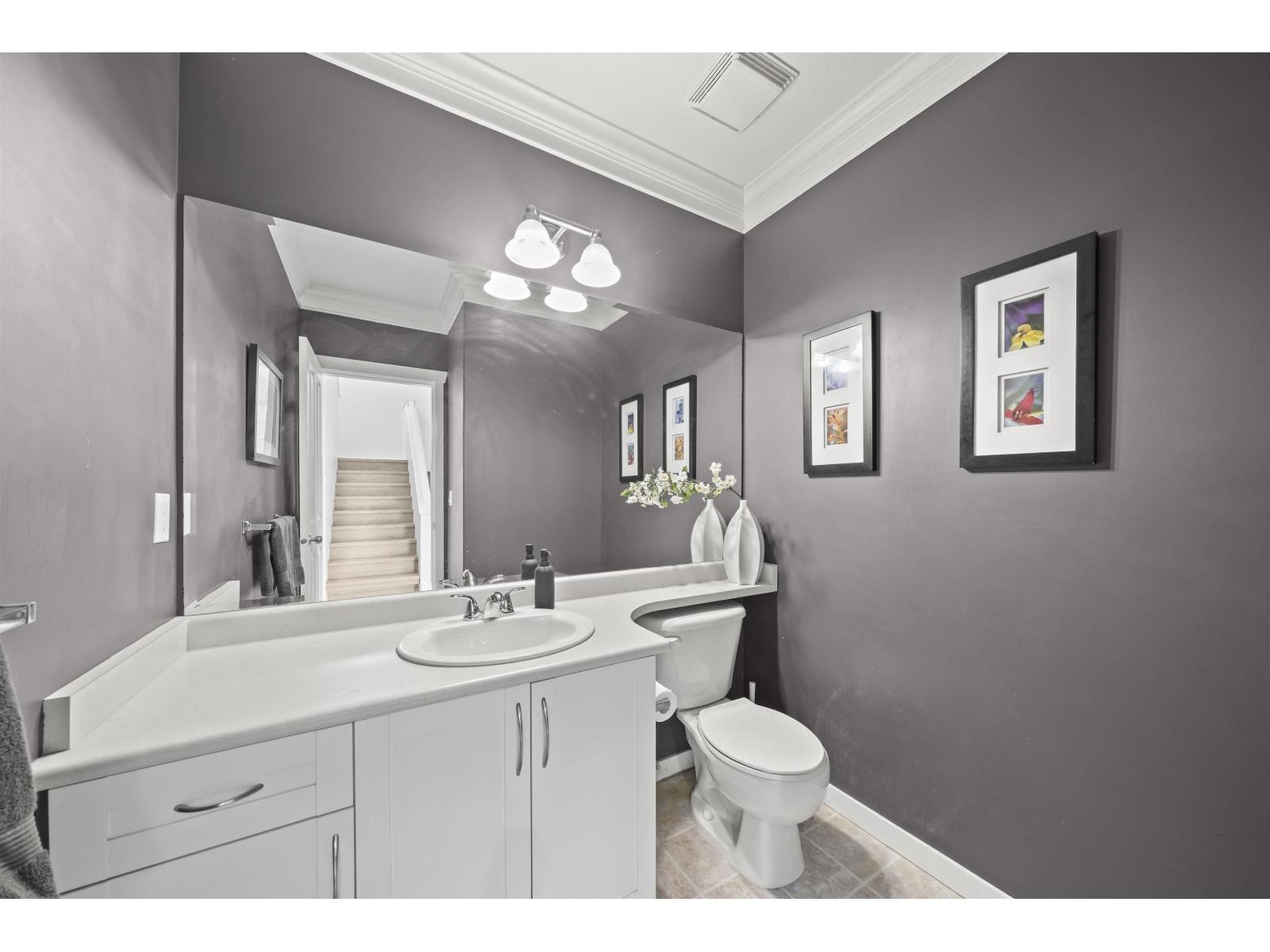 14938 59 Avenue Property Photo 12