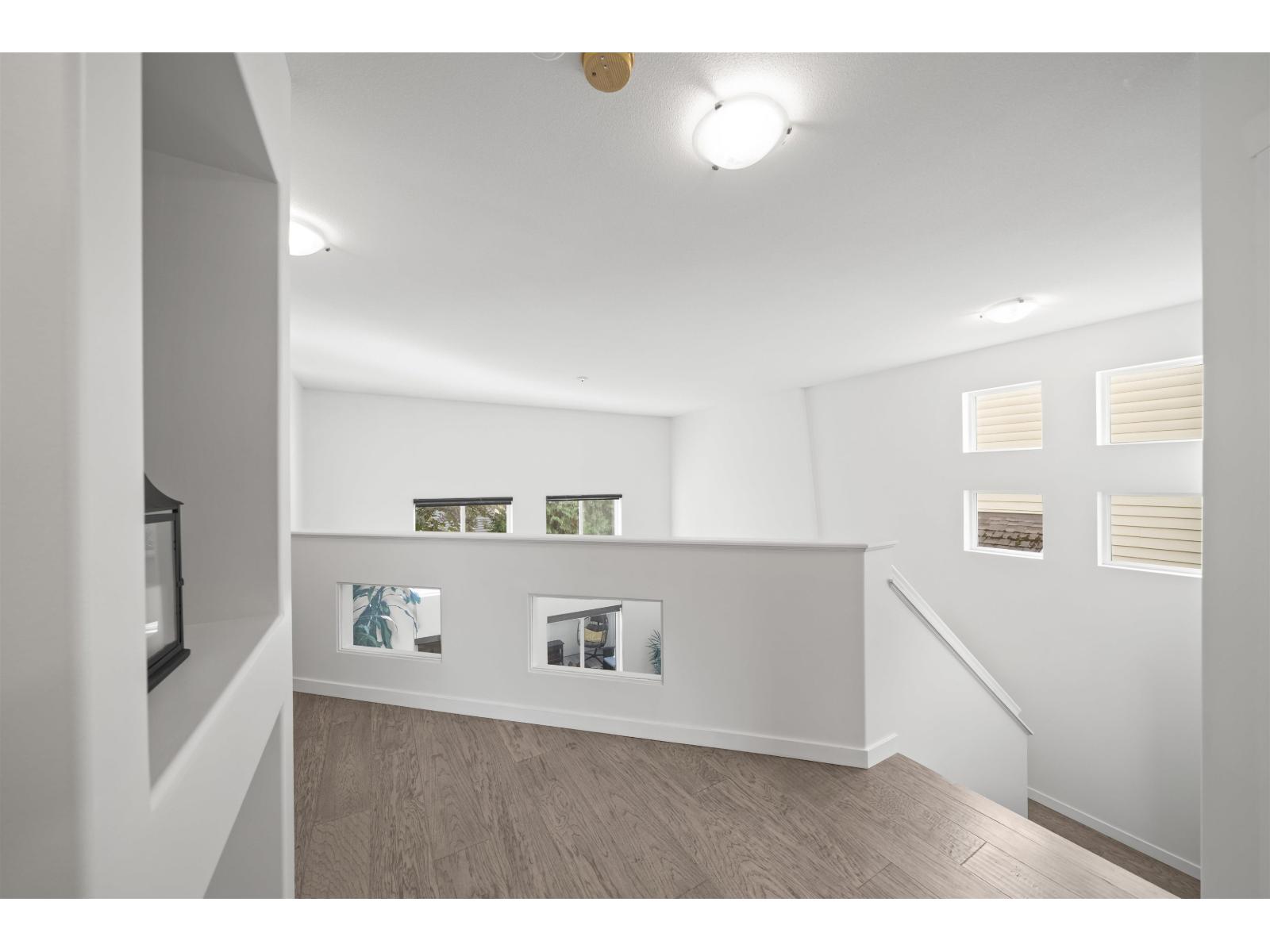 14938 59 Avenue Property Photo 18