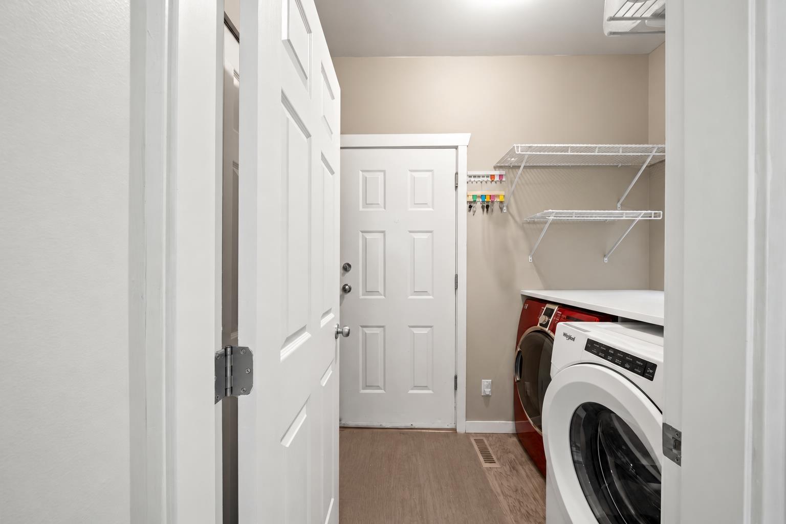 14938 59 Avenue Property Photo 34