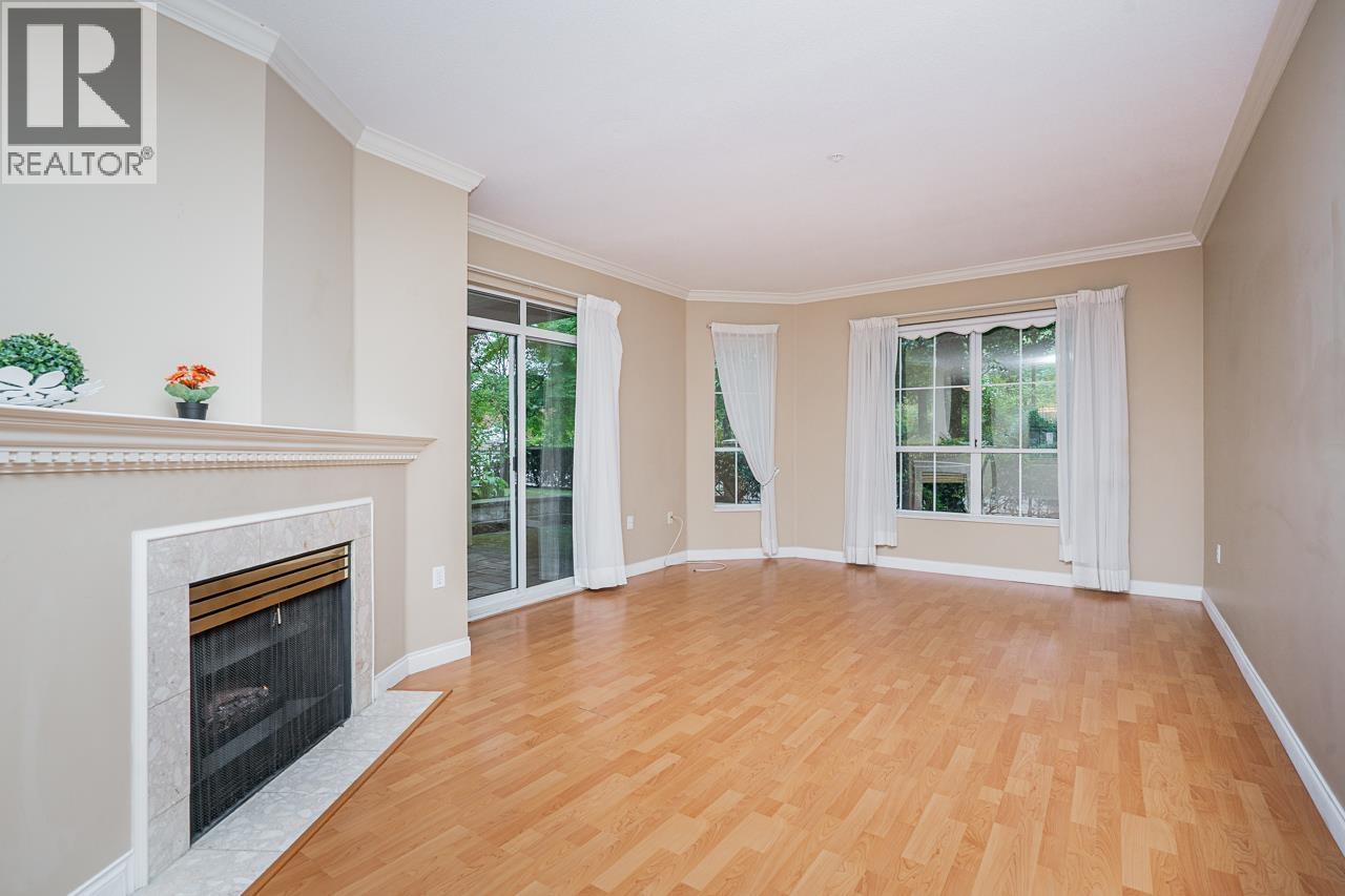 104 2995 Princess Crescent Property Photo 1