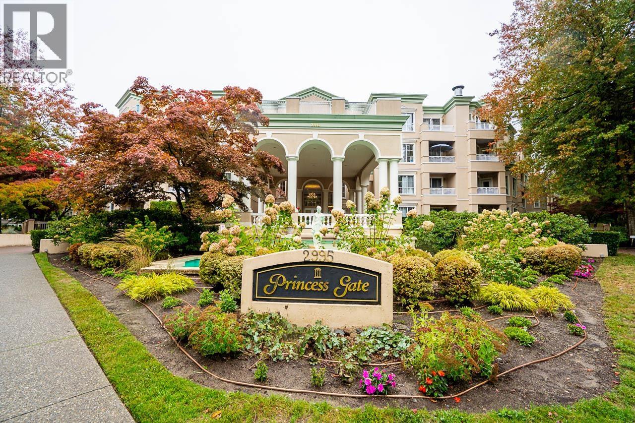104 2995 Princess Crescent Property Photo 2