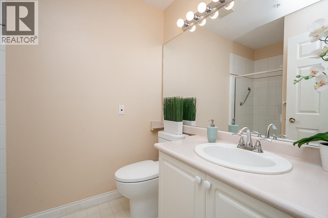 104 2995 Princess Crescent Property Photo 19