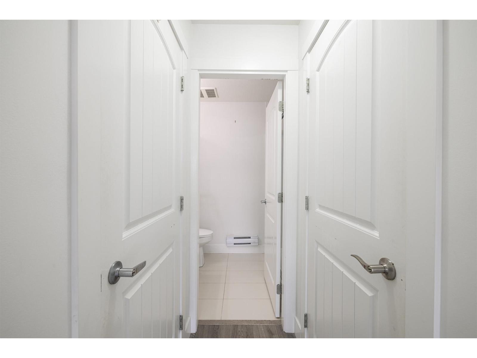27 14660 105a Avenue Property Photo 14