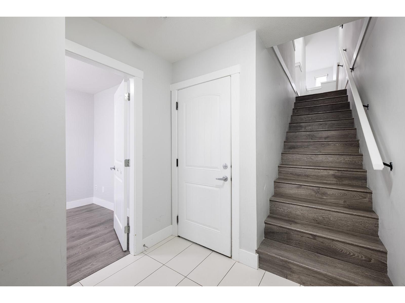 27 14660 105a Avenue Property Photo 23