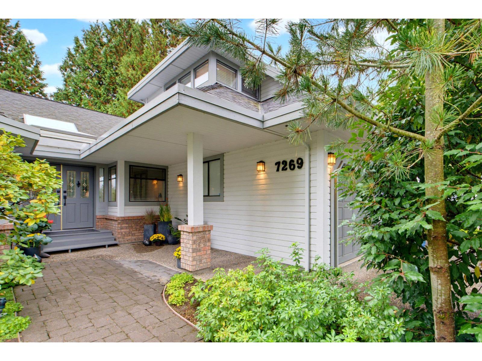 7269 150a Street Property Photo 2