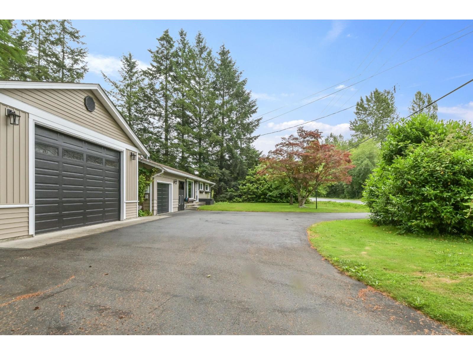 32955 Dewdney Trunk Road Property Photo 3