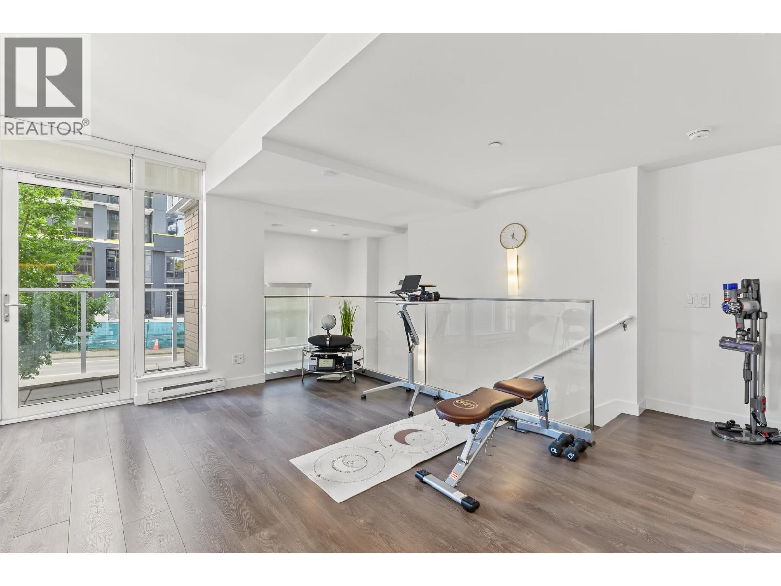 101 652 Whiting Way Property Photo 16