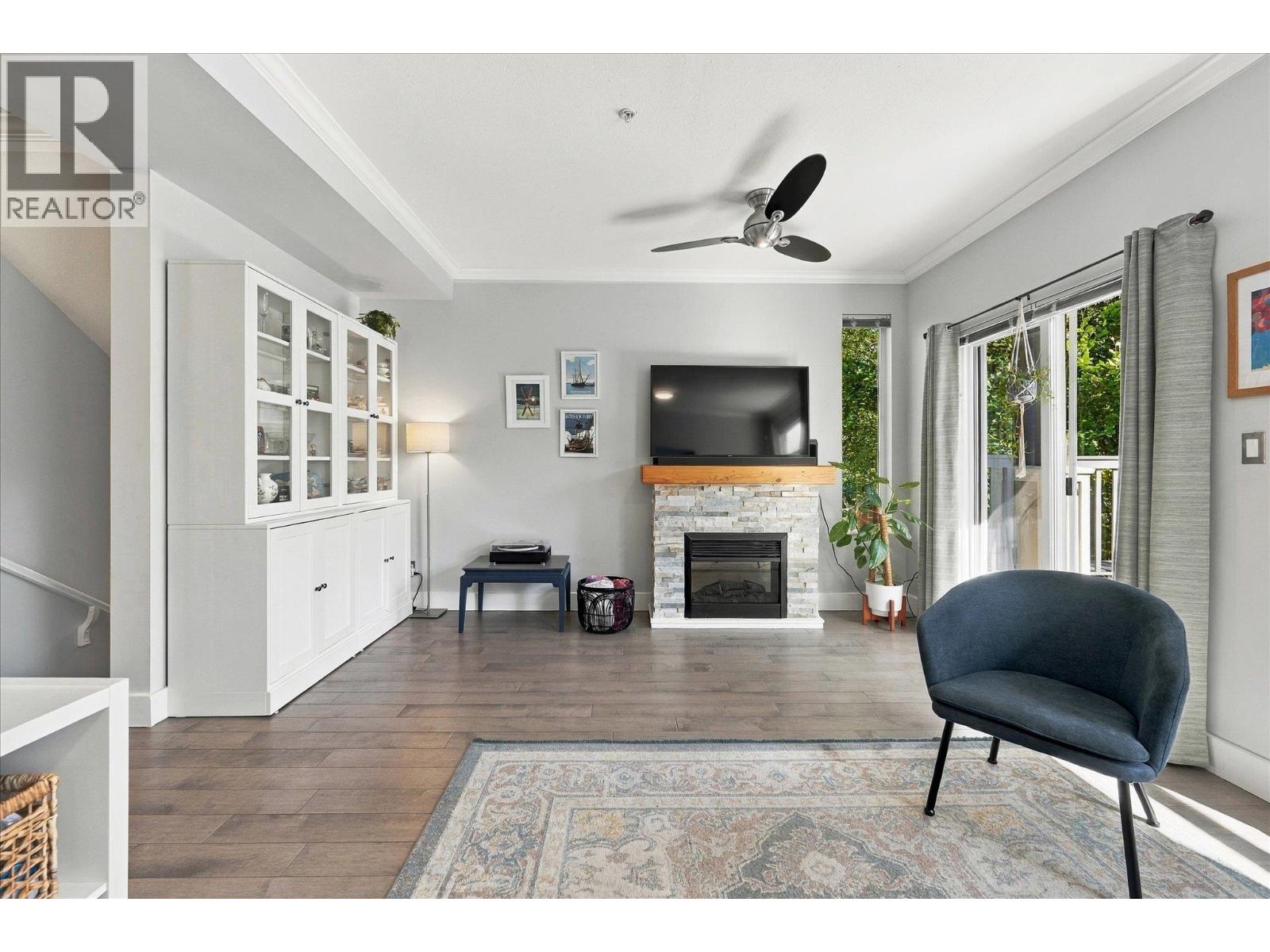 46 40632 Government Road Property Photo 4
