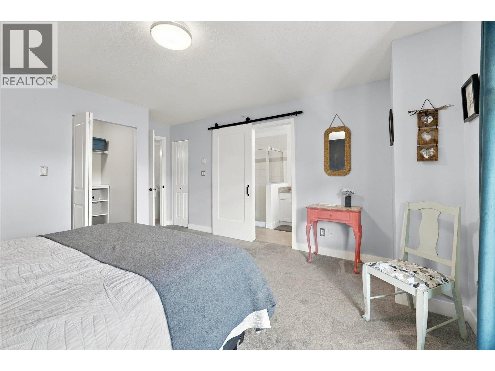 46 40632 Government Road Property Photo 21