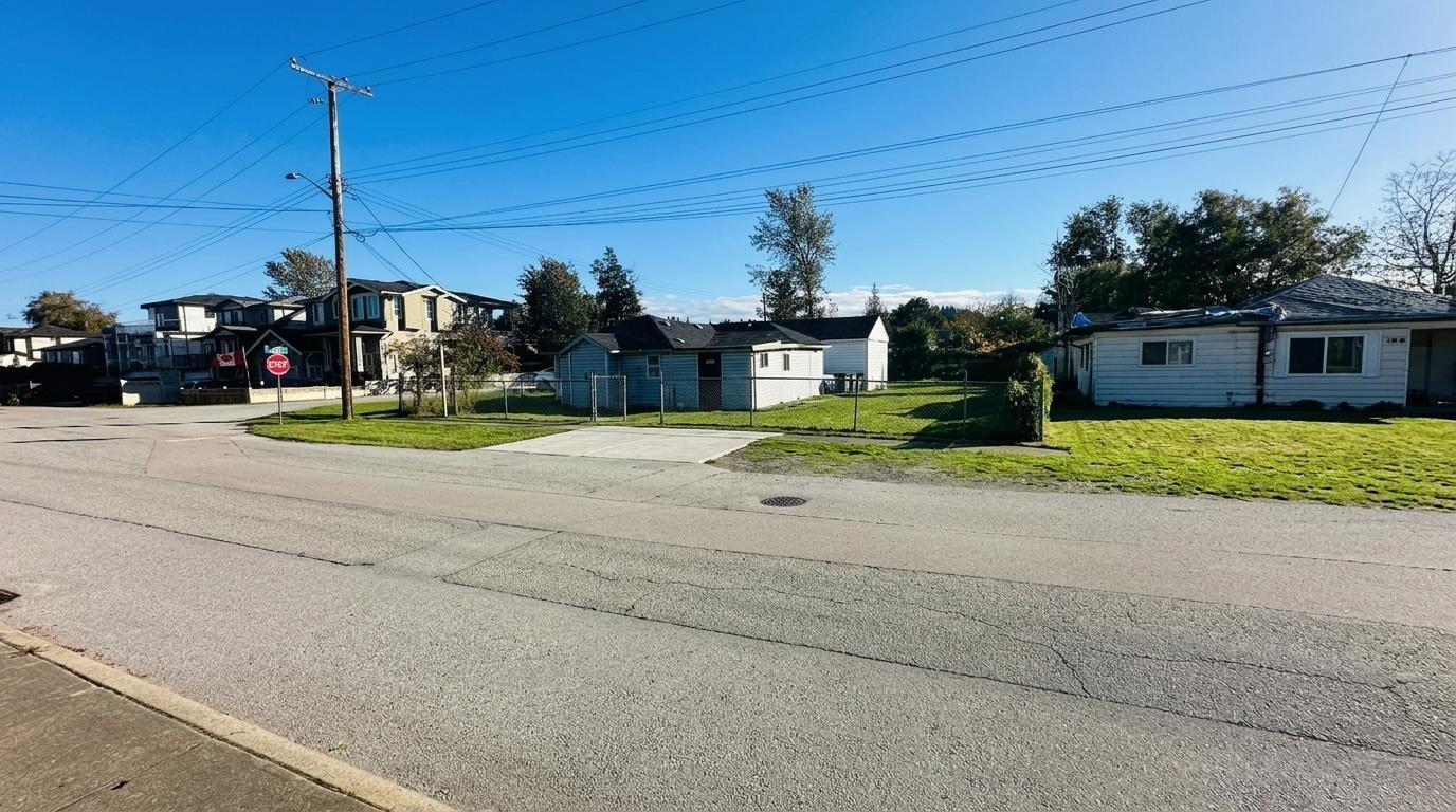 12666 114 Avenue Property Photo 2