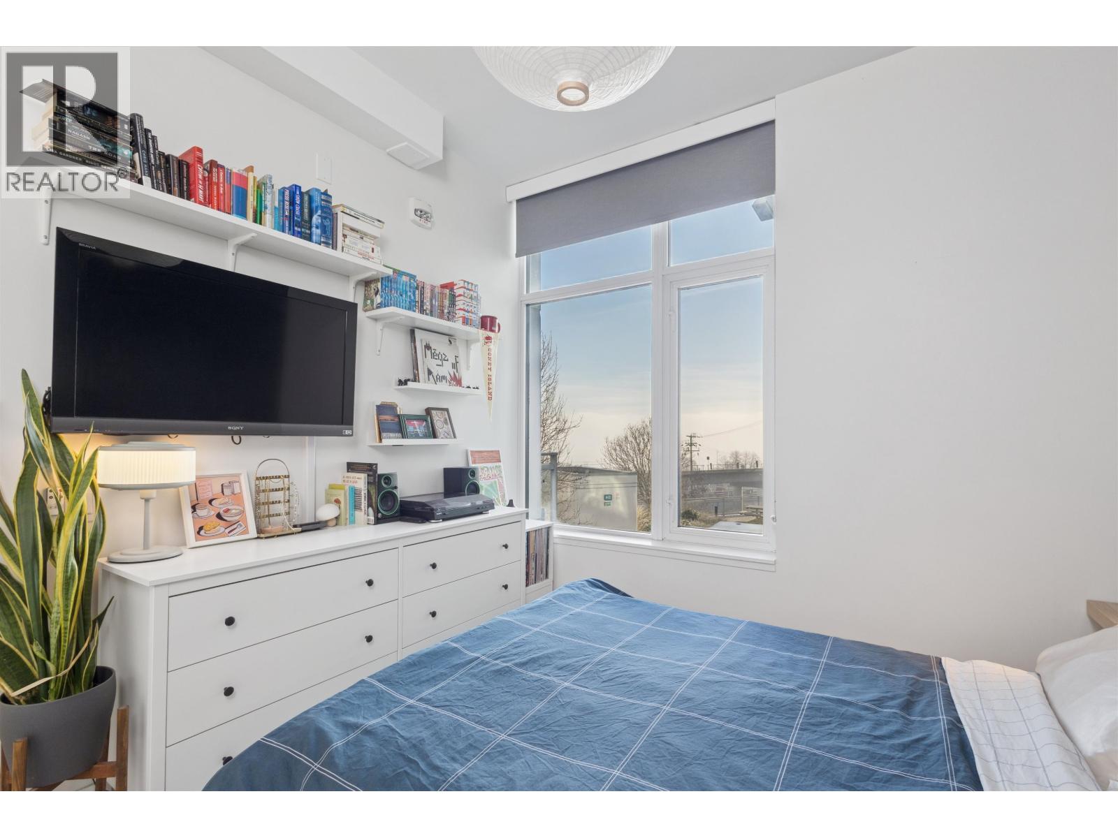 208 200 Nelson's Crescent Property Photo 10