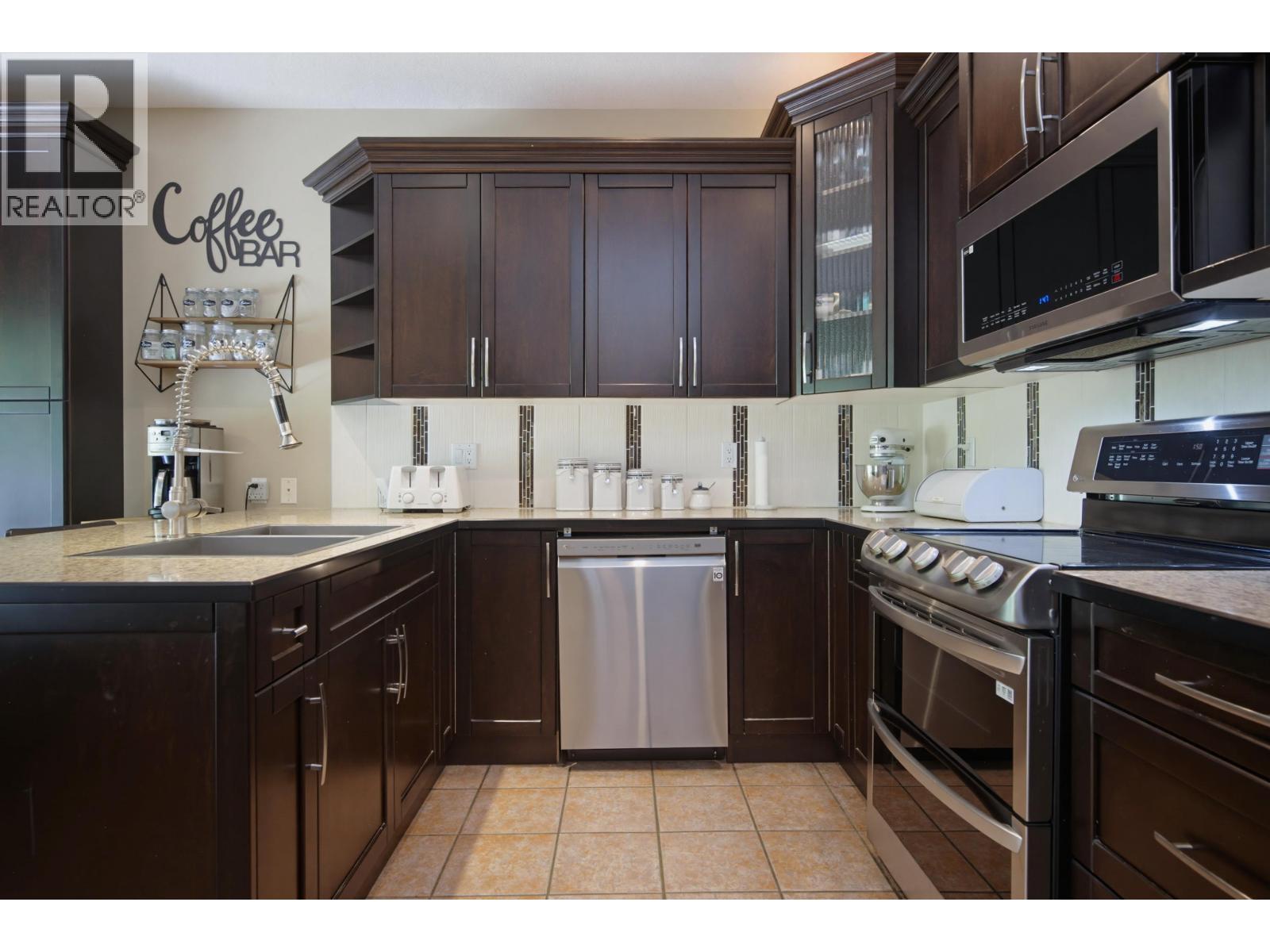 28 11358 Cottonwood Drive Property Photo 13