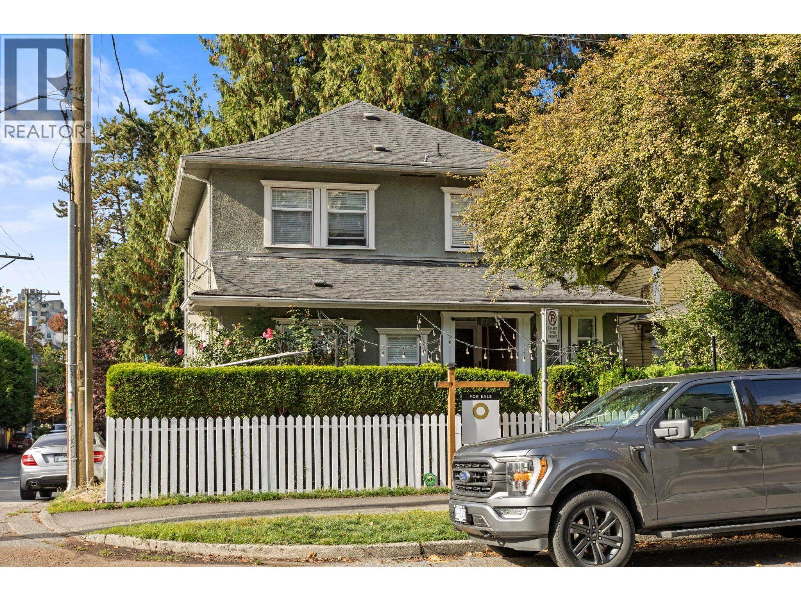 971 Nicola Street Property Photo 1