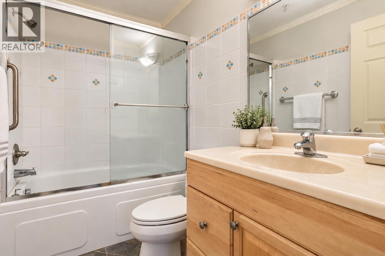 1505 W 62nd Avenue Property Photo 21