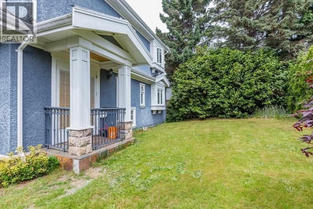 1505 W 62nd Avenue Property Photo 32