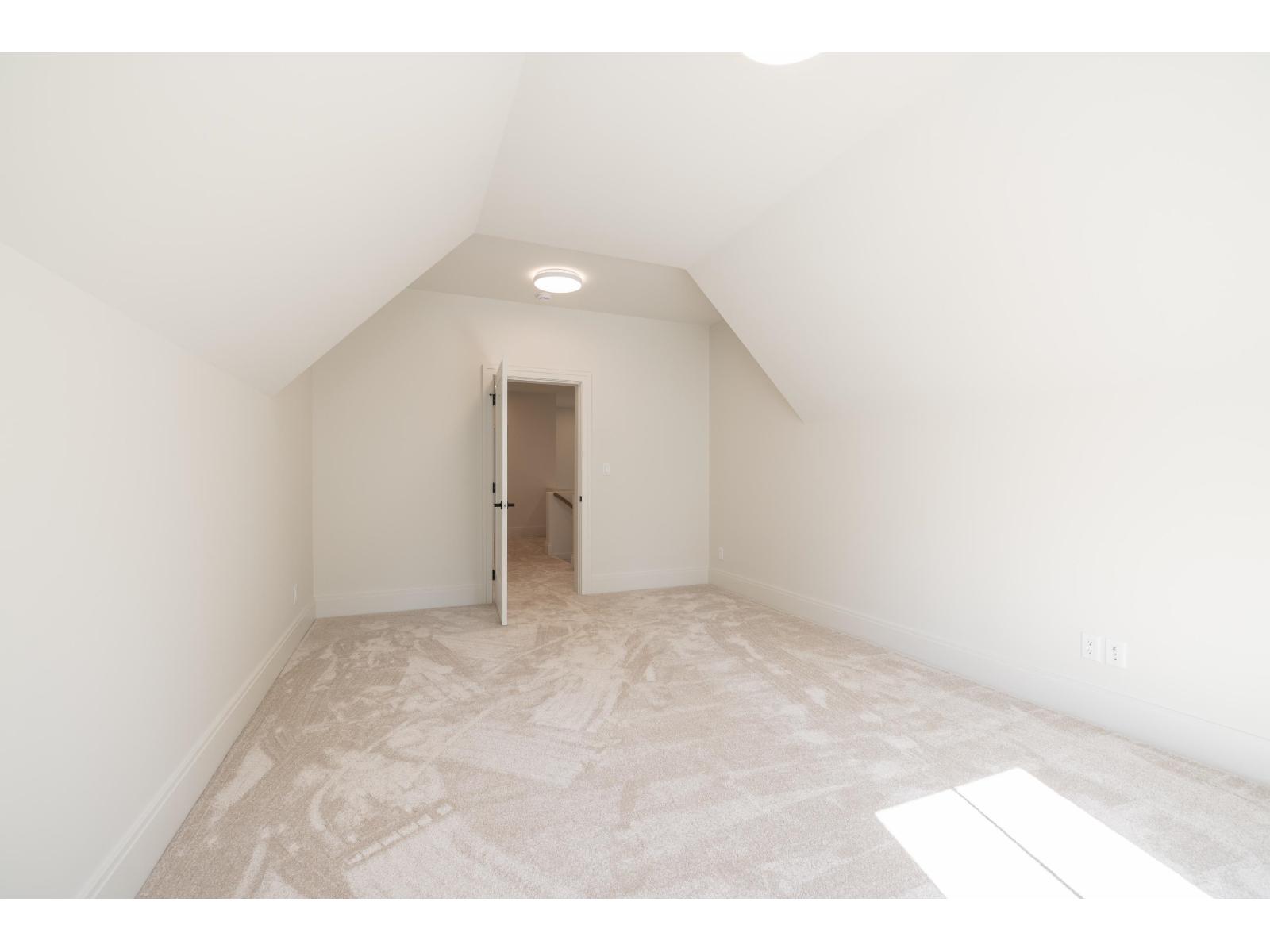 2 23787 40 Avenue Property Photo 32