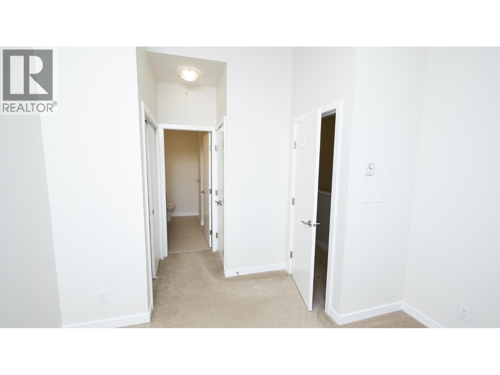 5902 Beachgate Lane Property Photo 14