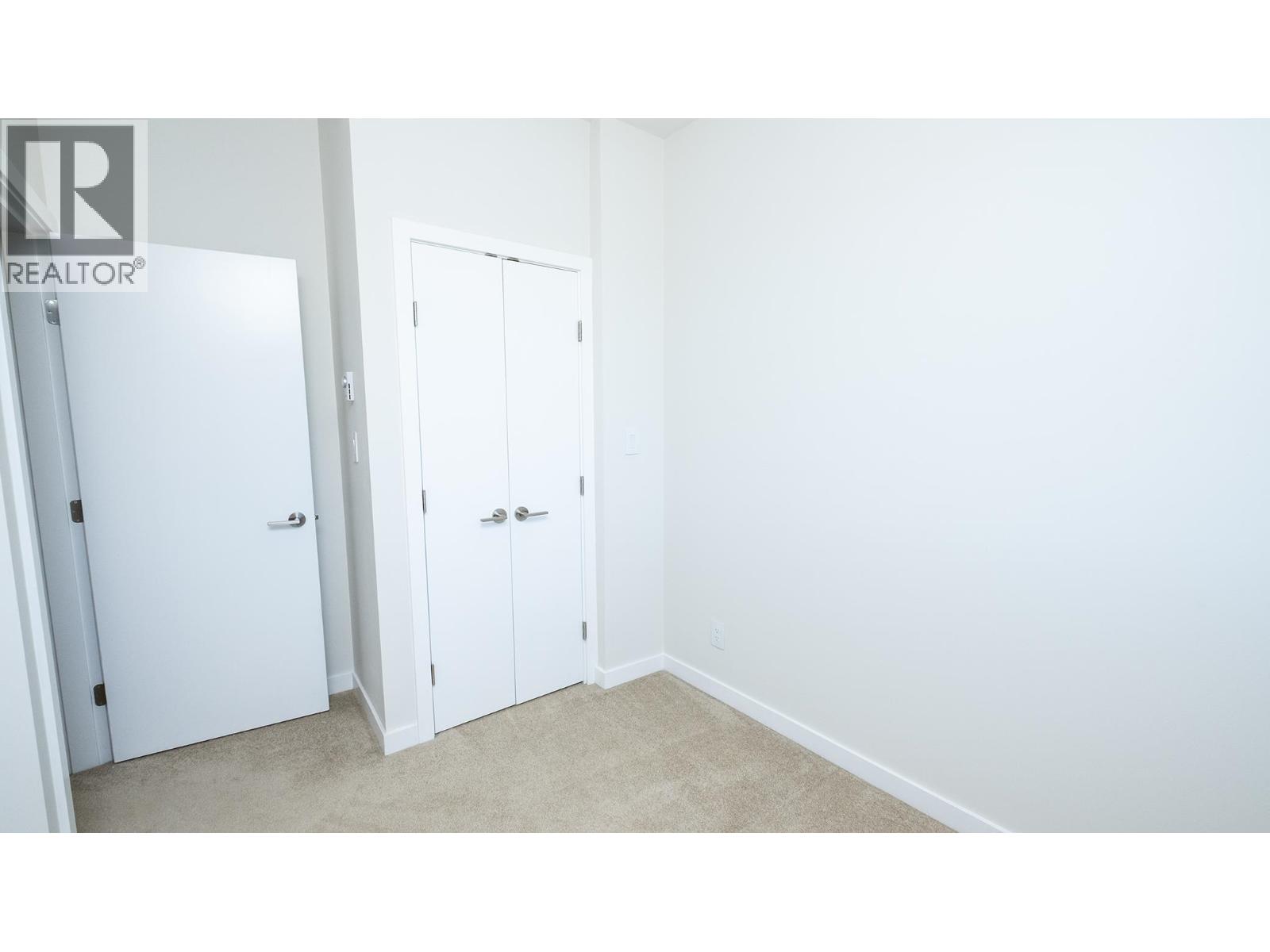 5902 Beachgate Lane Property Photo 18