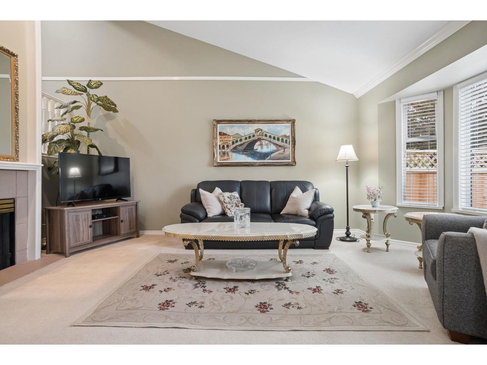 3 8567 164 Street Property Photo 6