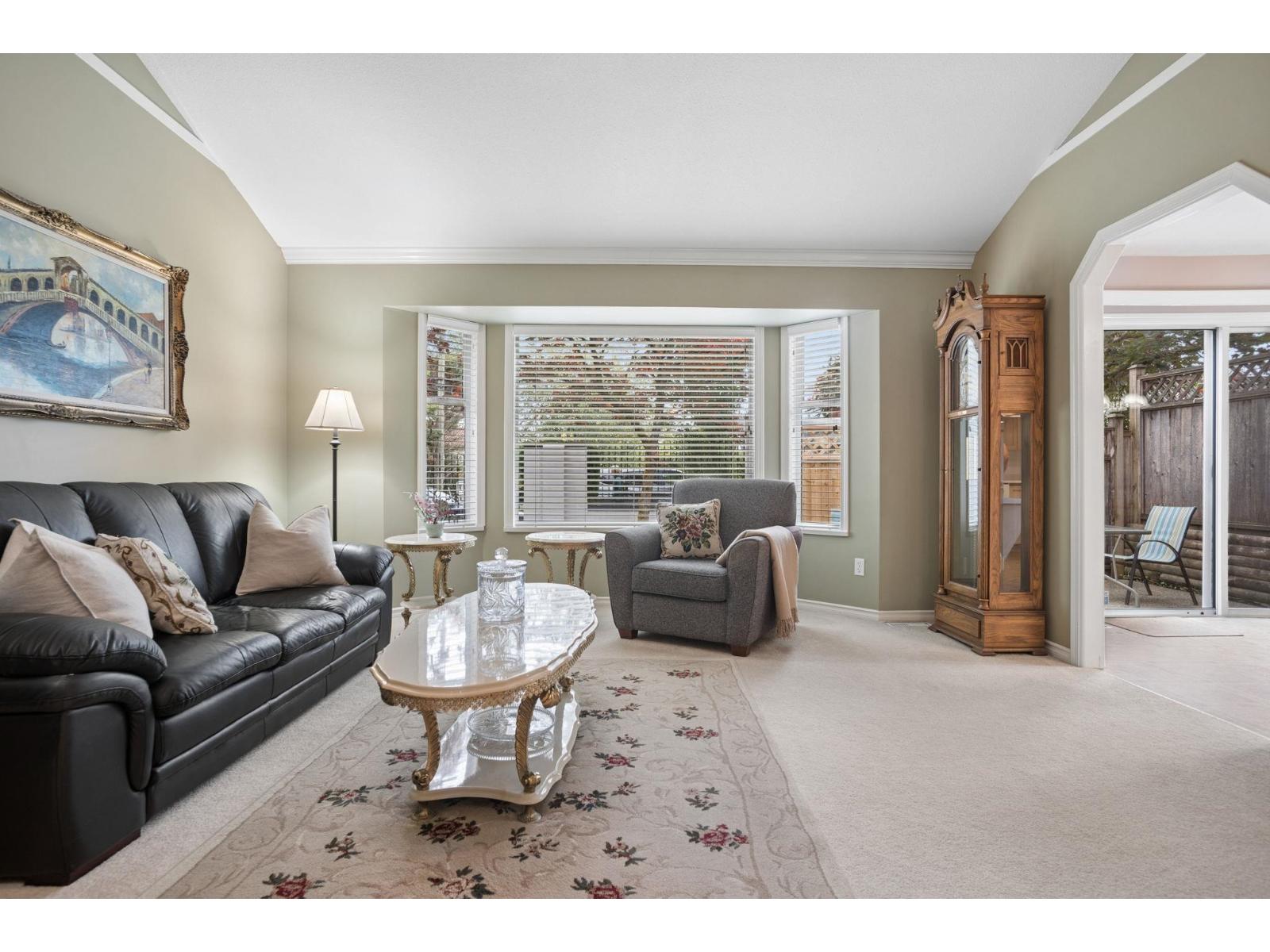 3 8567 164 Street Property Photo 8