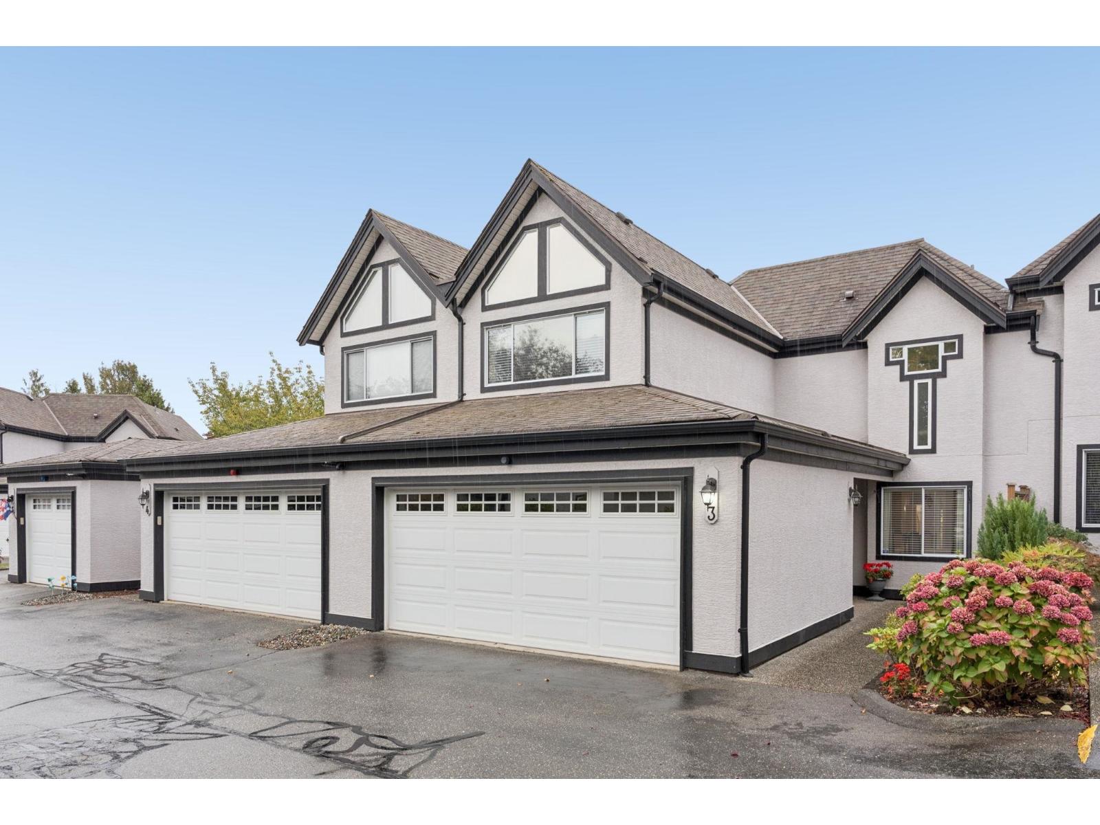 3 8567 164 Street Property Photo 24