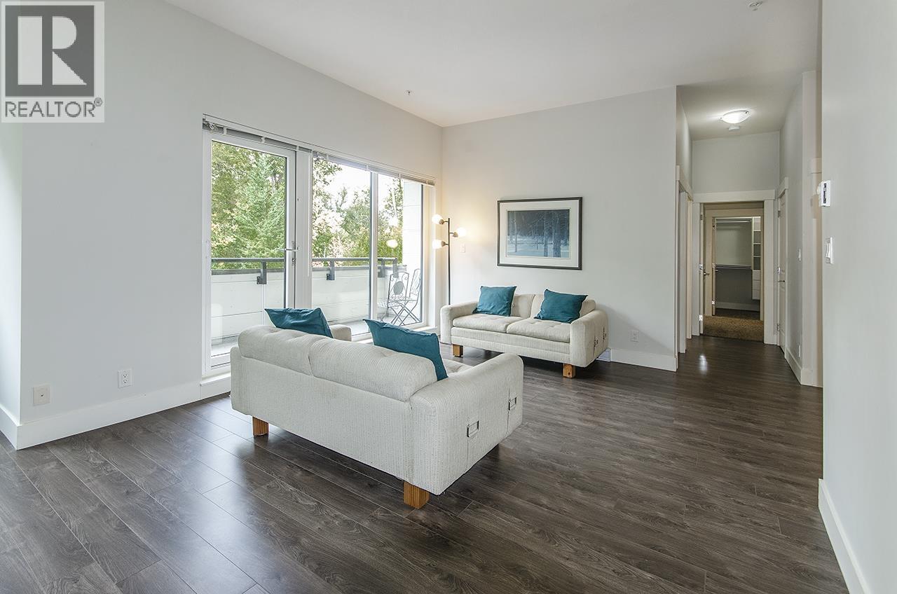 401 2362 Whyte Avenue Property Photo 3