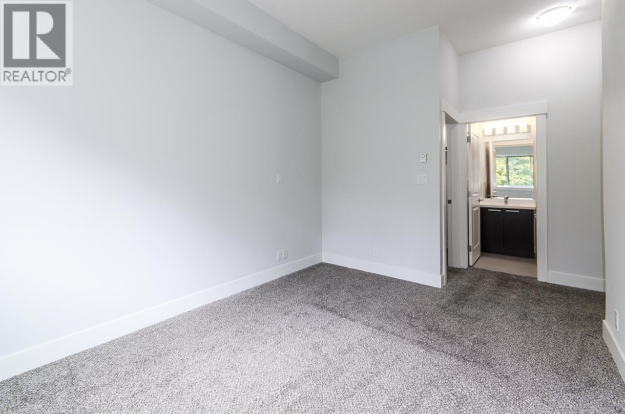 401 2362 Whyte Avenue Property Photo 11