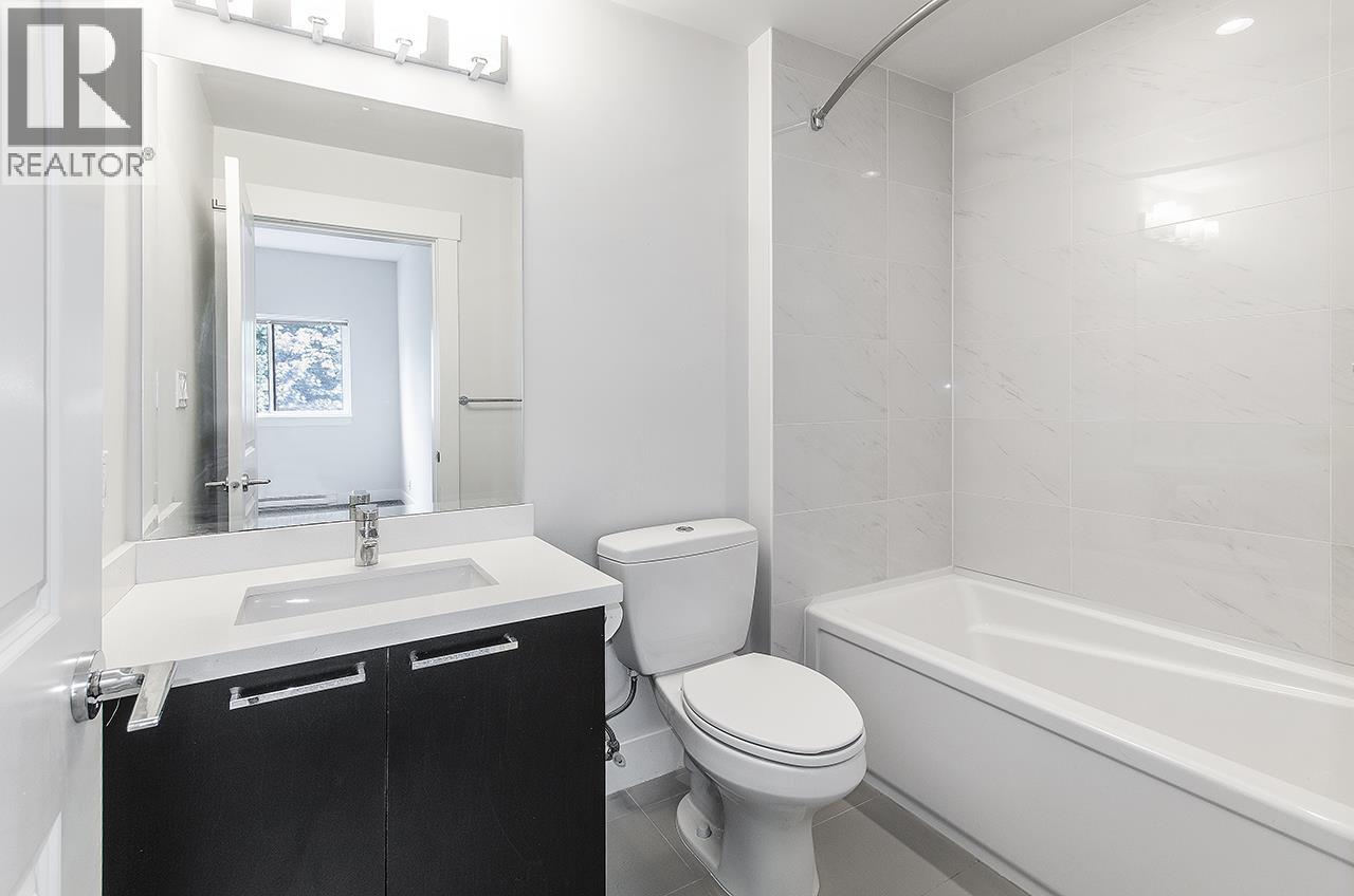 401 2362 Whyte Avenue Property Photo 14