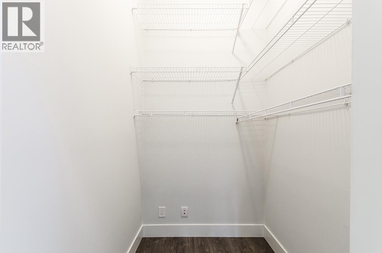 401 2362 Whyte Avenue Property Photo 18
