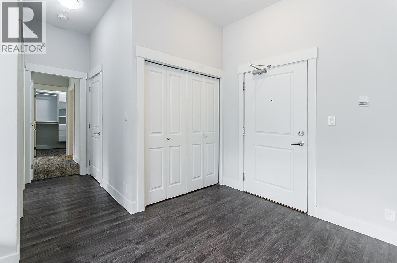 401 2362 Whyte Avenue Property Photo 19