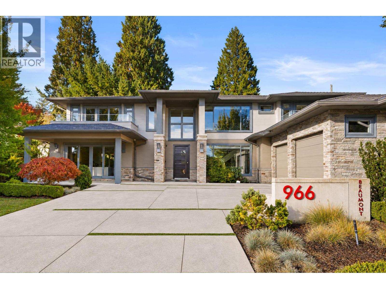 966 Beaumont Drive Photo de la propriété 1