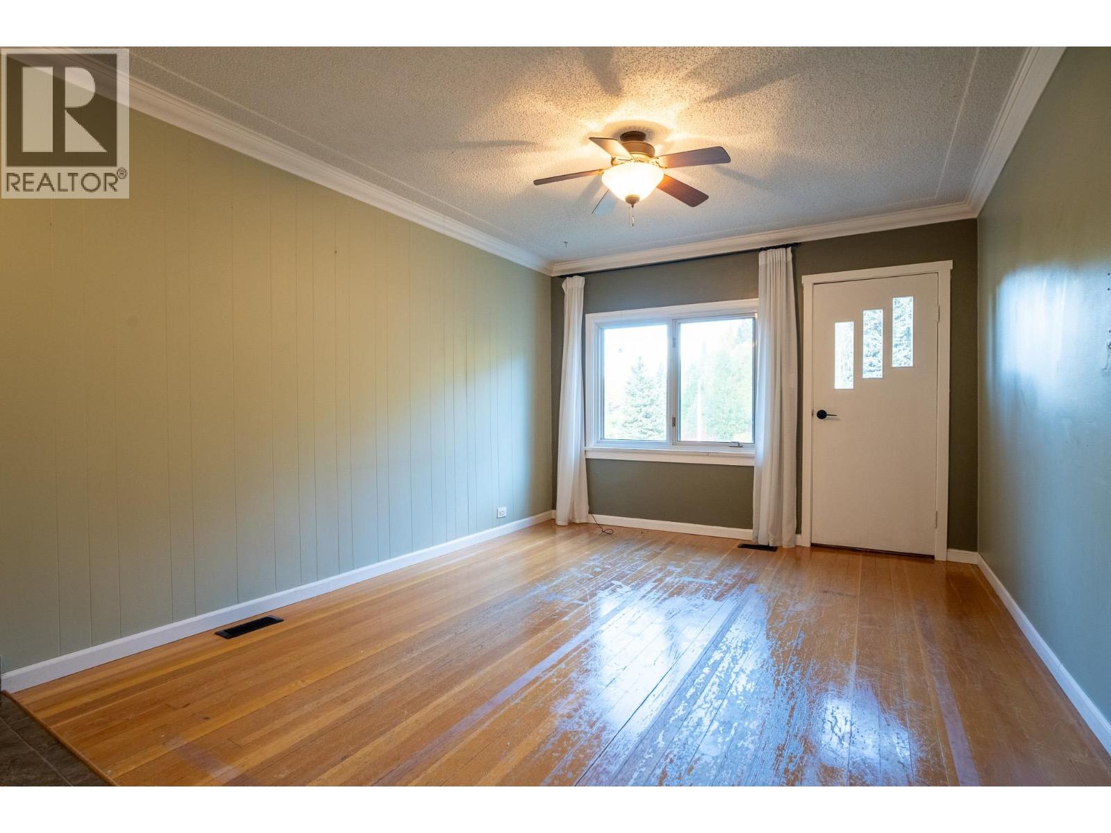 1553 Aintree Drive Property Photo 7