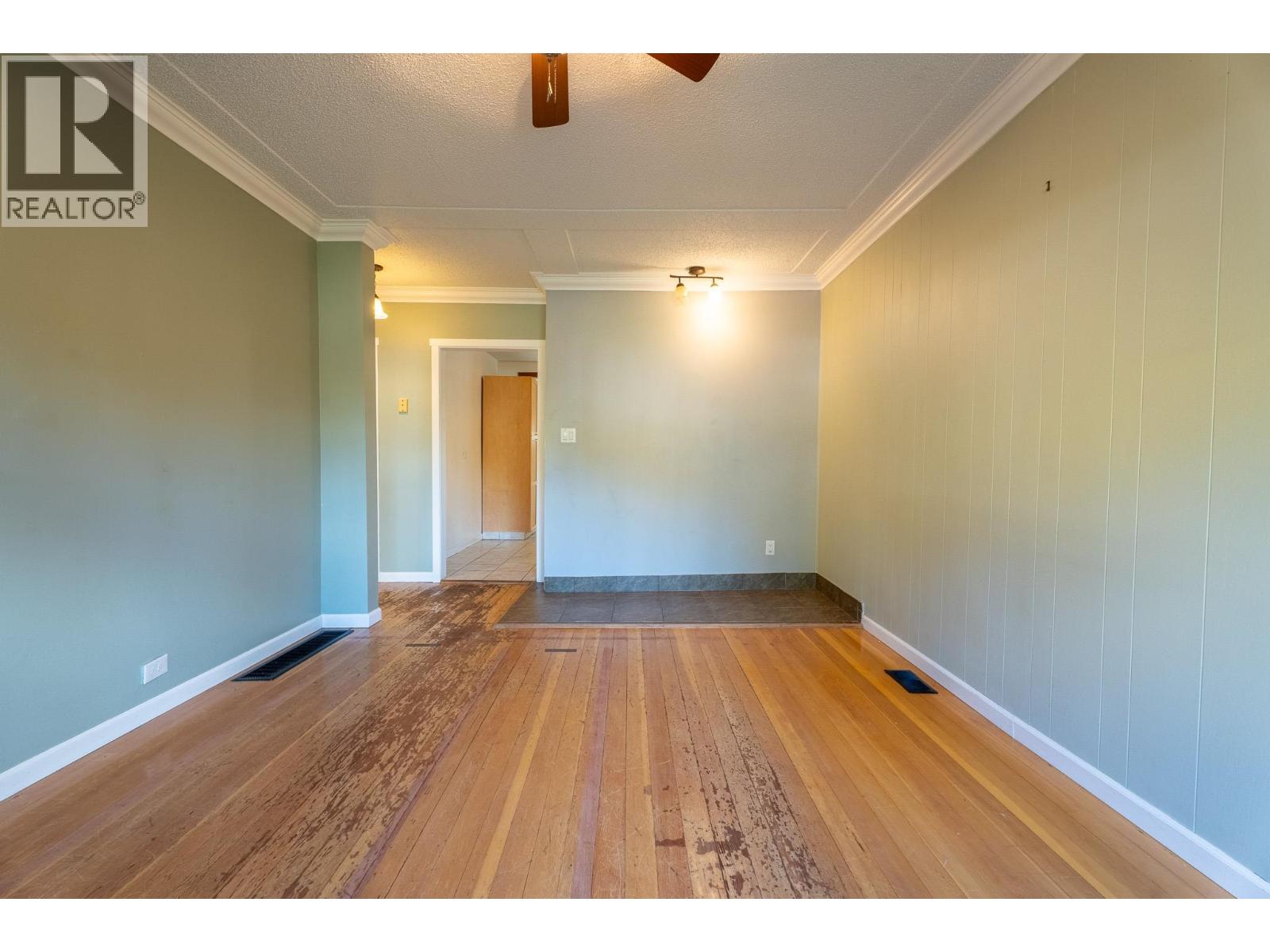 1553 Aintree Drive Property Photo 8