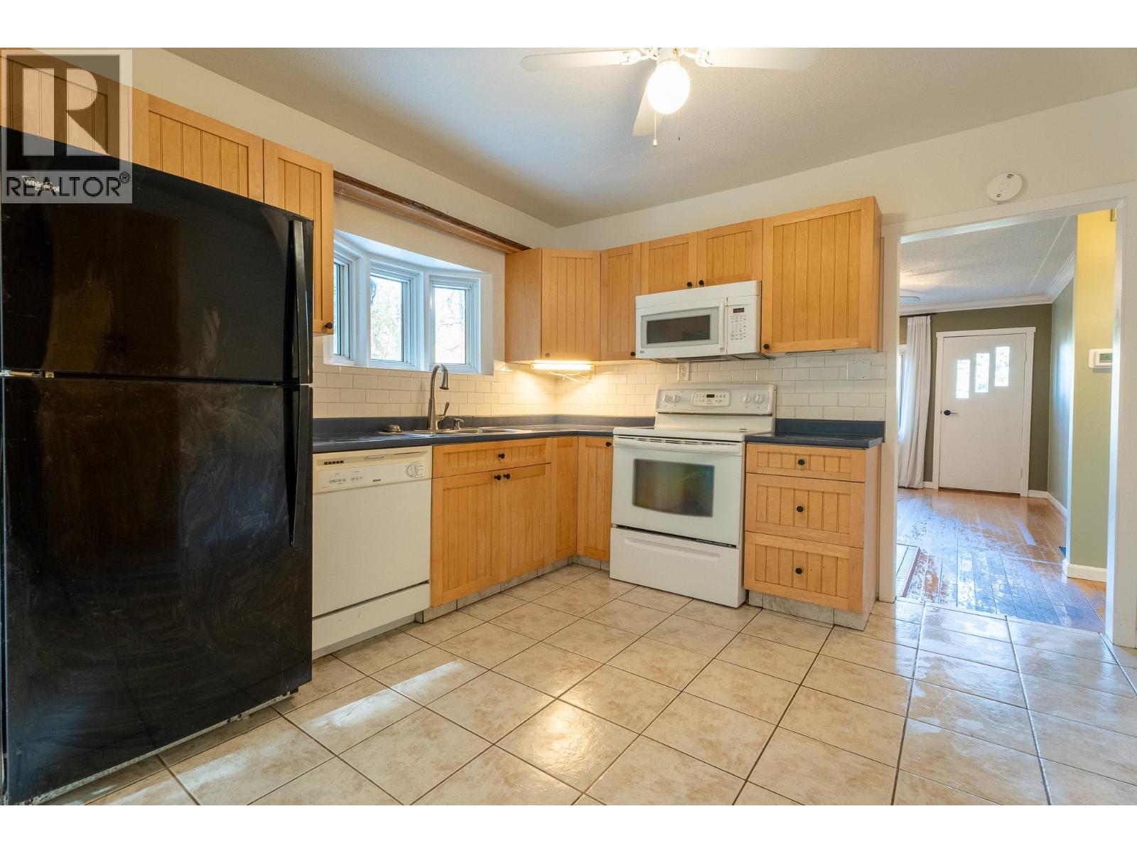 1553 Aintree Drive Property Photo 10