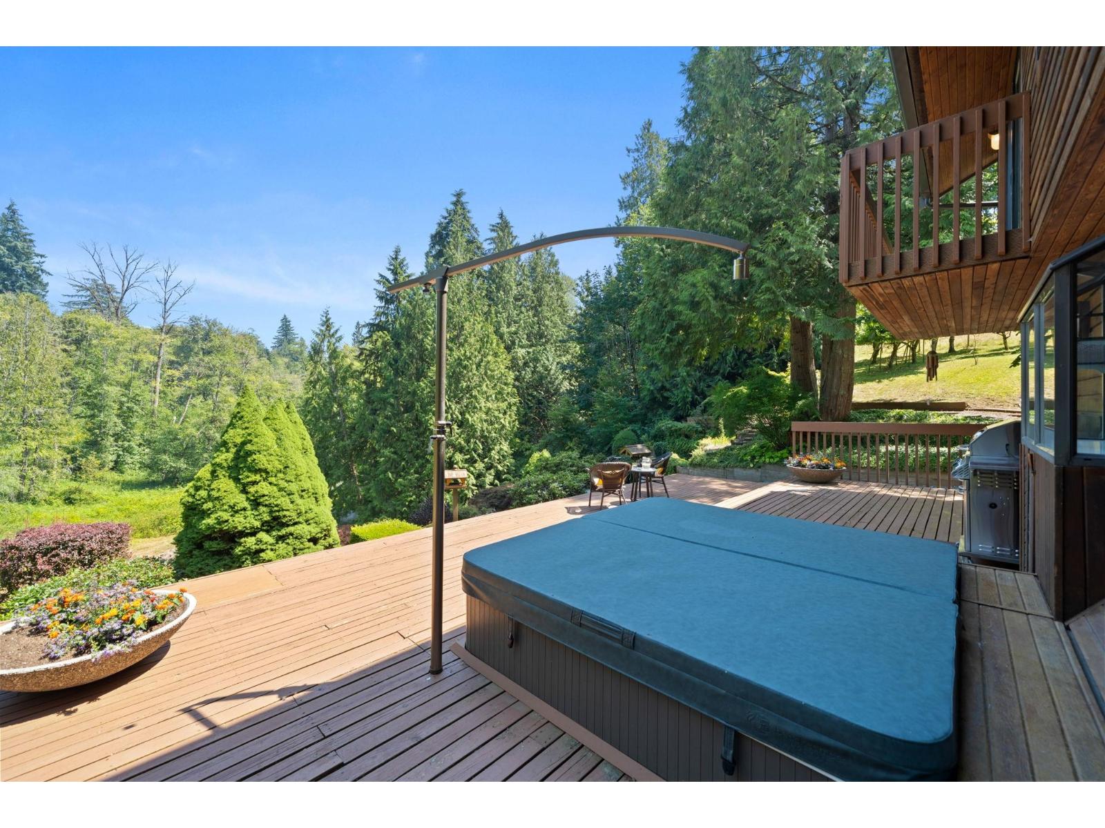 23956 64 Avenue Property Photo 10
