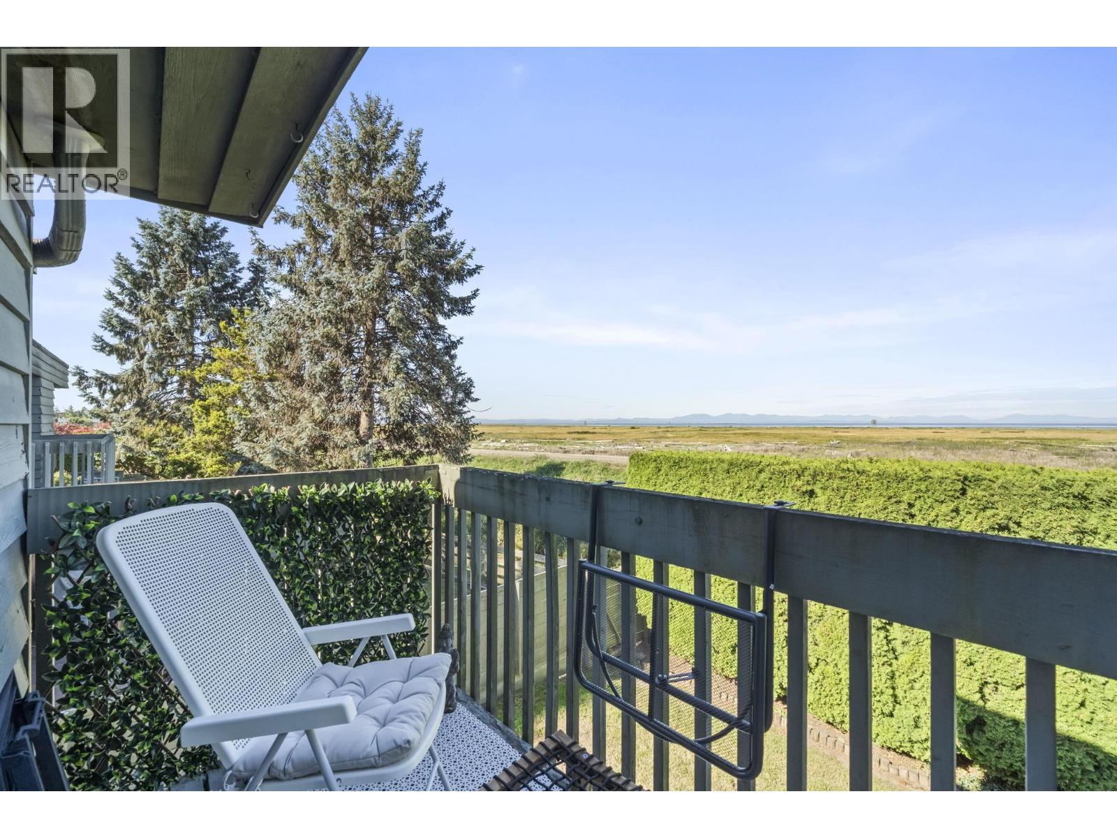 171 3031 Williams Road Property Photo 2