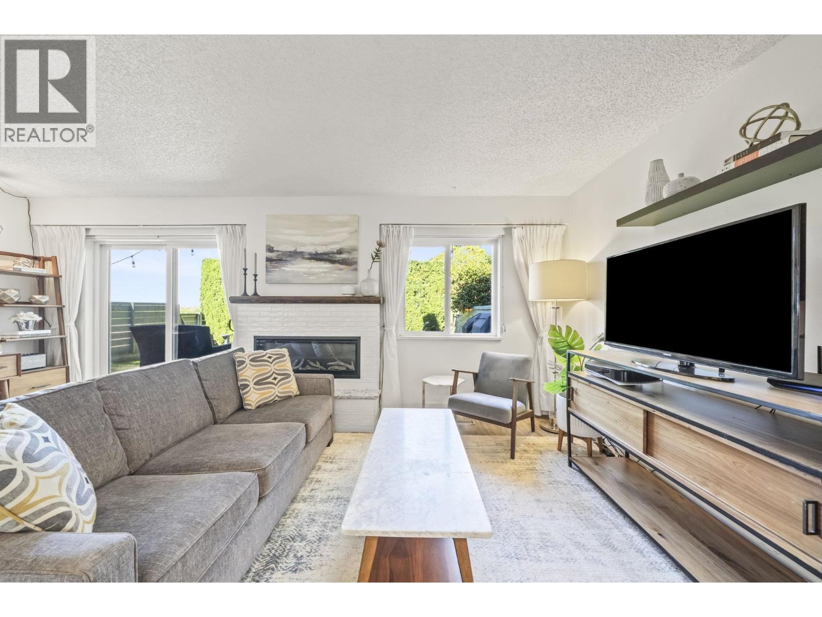 171 3031 Williams Road Property Photo 8