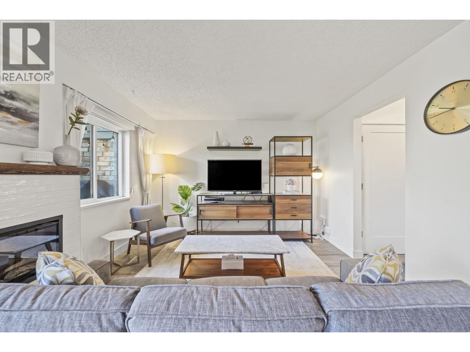 171 3031 Williams Road Property Photo 10