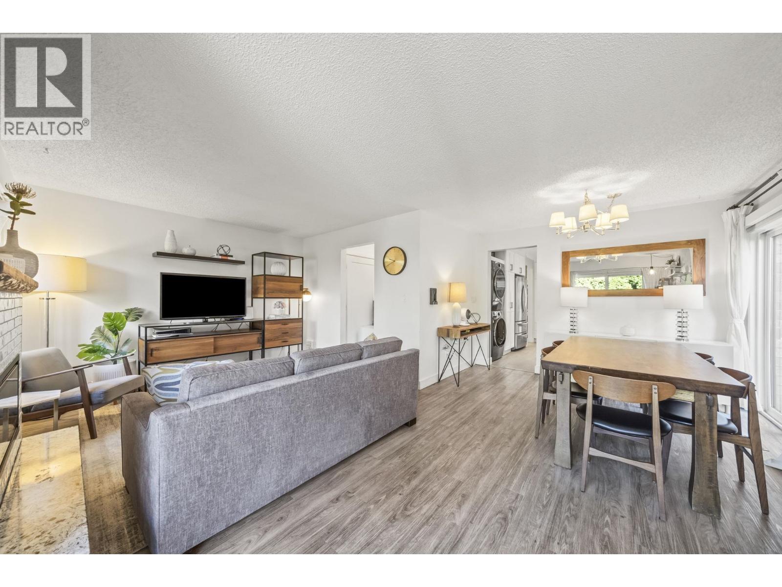 171 3031 Williams Road Property Photo 11