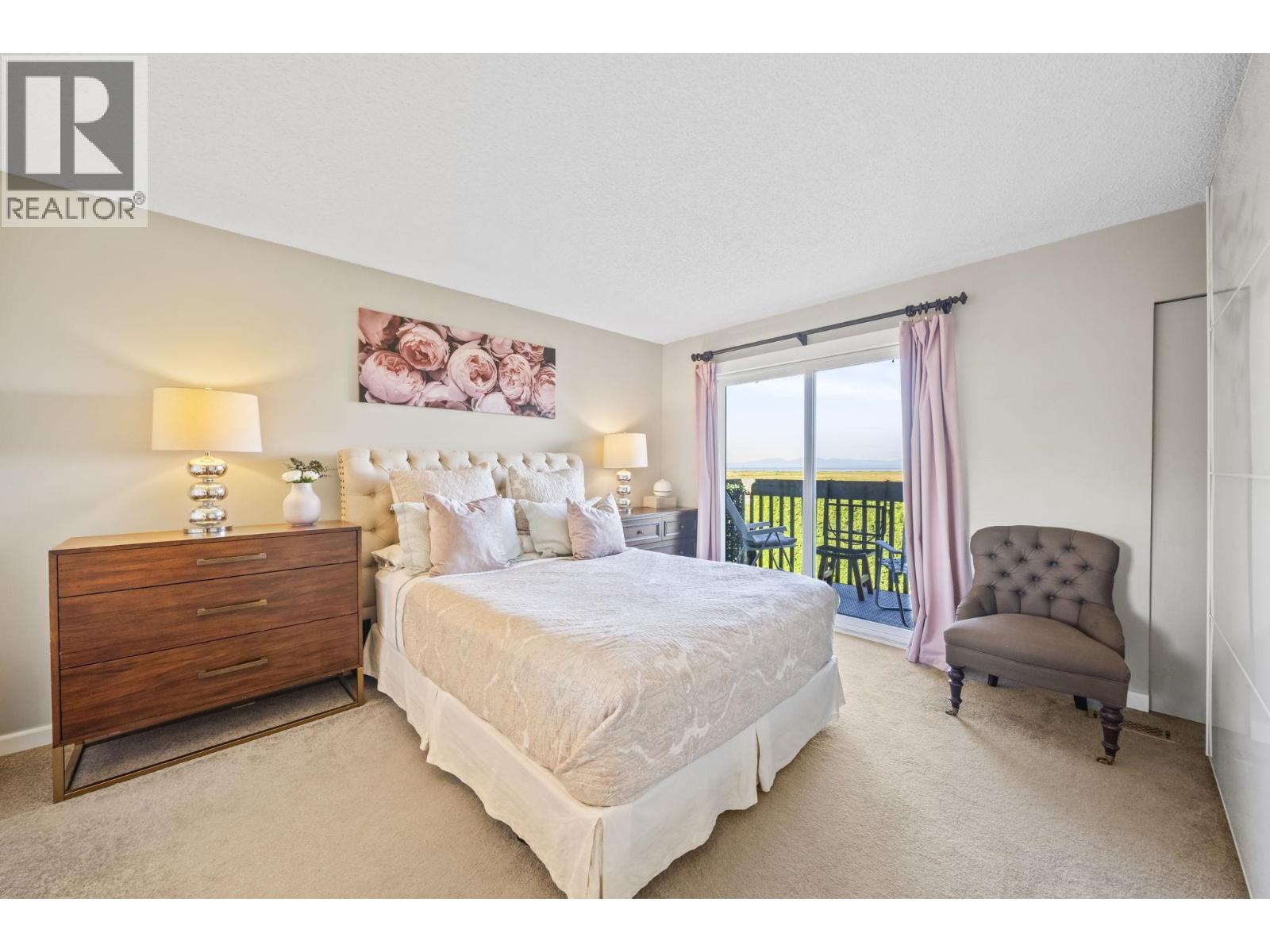 171 3031 Williams Road Property Photo 15