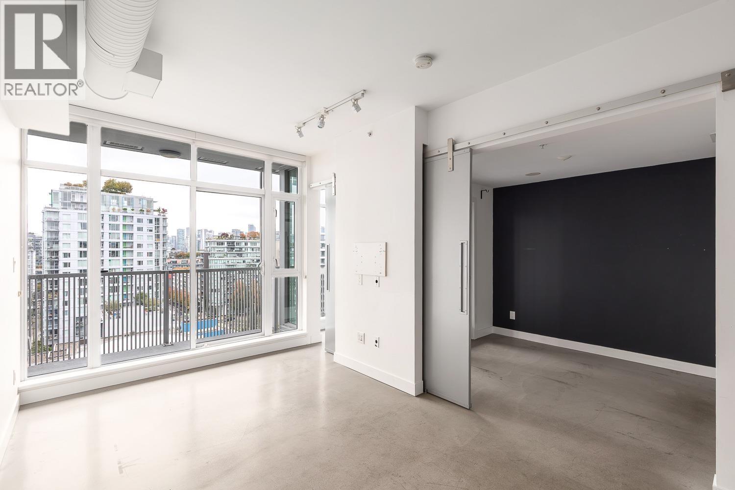 1505 108 E 1st Avenue Property Photo 8