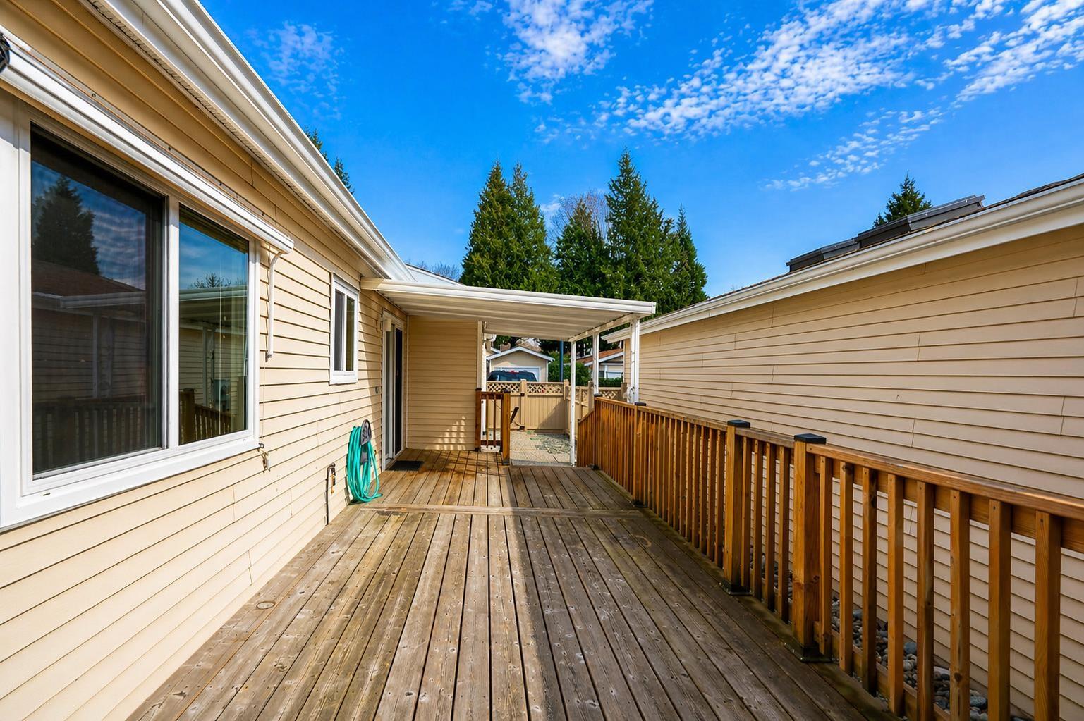 64 1400 164 Street Property Photo 22
