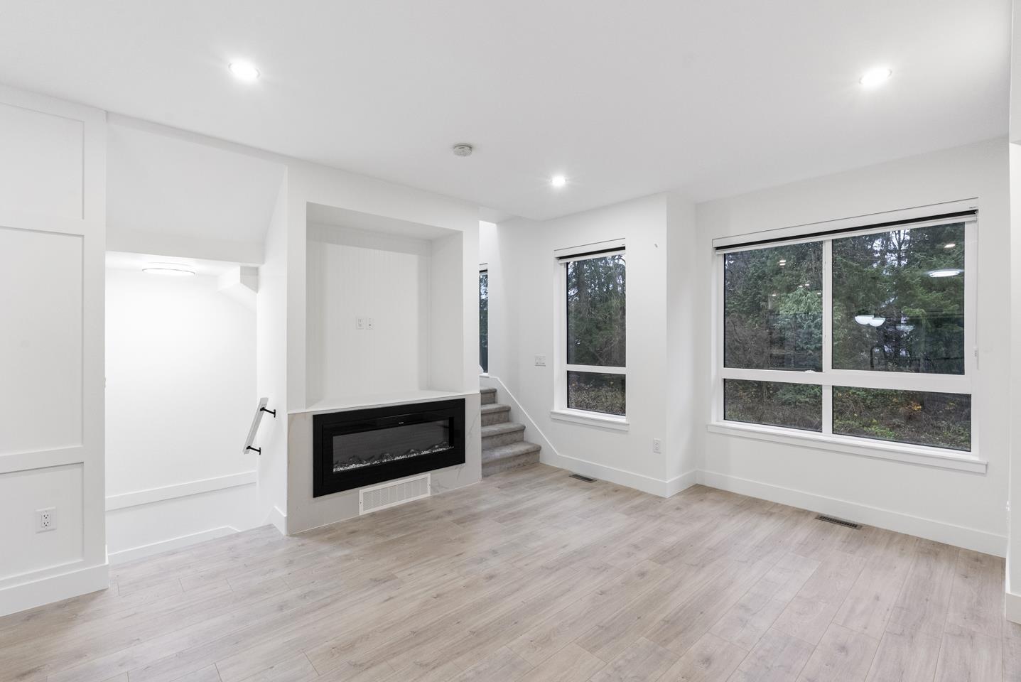 34 13895 64 Avenue Property Photo 2